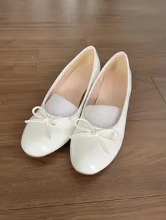 グレイル　エナメルバレエシューズ