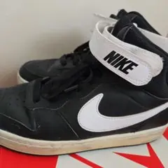 値下げ☆NIKE ハイカットスニーカー ブラック/ホワイト 23cm