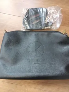 D．KELLYショルダーバッグ