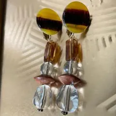 ロングイヤリング べっ甲風 イエロー ブラウン ハンドメイド風大ぶりビーズ