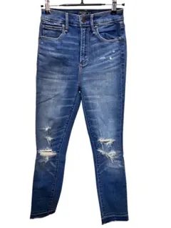 Abercrombie & Fitch スキニーデニム　ハイライズ アンクル丈のサムネイル