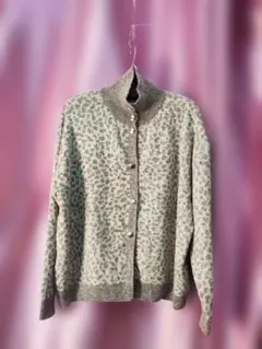 新品更にOFF❤ レオパード柄ニットカーディガン スタンドカラー 前開き9196