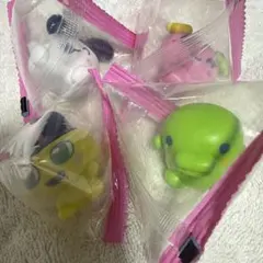 たまごっち　 カプセルトイ　フィギュア 4個セット
