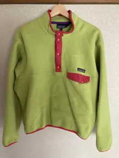 patagonia パタゴニア シンチラ スナップT アシッド ハイビスカス