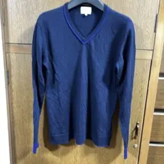 LANVIN ネイビー Vネックセーター 46レディースとしても。のサムネイル