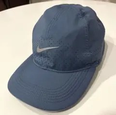 未使用 NIKE Featherlight Dri-FIT キャップ