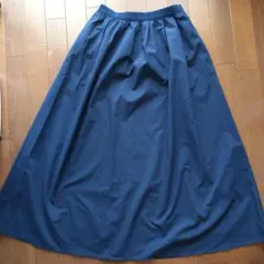 【ユニクロ】ネイビー フレアロングスカート Mサイズ