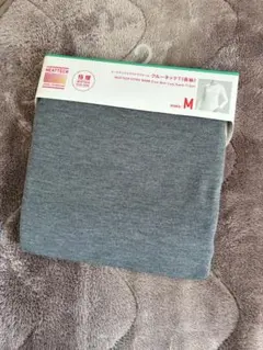 ユニクロ　極暖　ヒートテック　エクストラウォーム　クルーネックT レディースM