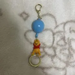 ディズニー　プーさん　伸びるキーチェーン