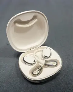 由*香様 超美品 ワイヤレスイヤホン ホワイトゴールド Bluetooth 急速