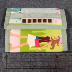 レスポートサック　二つ折り財布（三つ折り財布）薄め