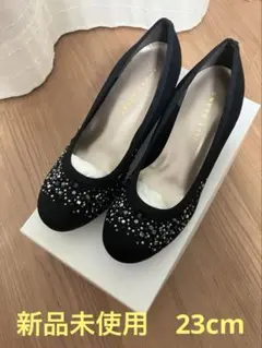 Jelly Beans 黒 ビジュー付きパンプス