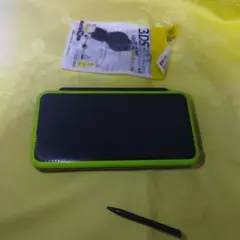 修繕動作品：Nintendo new2dsLL ライムグリーン