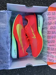 ナイキヴェイパーフライ4新品　27.0センチ