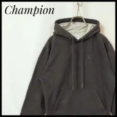 チャンピオン　プルオーバーパーカー　ブラック　刺繍ロゴ　裏起毛　スウェット　古着