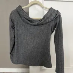 【試着のみ　未使用】H&M オフショルダーニット　グレー