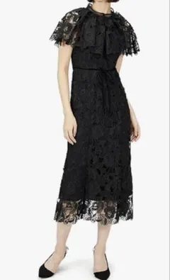 新品FRAY I.D ケープカラーレースワンピース