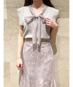 【限定カラー】【SNIDEL】 ボウタイニットプルオーバー　ピンクベージュ