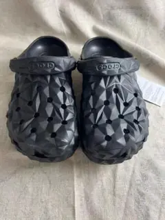 CROCS クロックス バヤバンドブラック 厚底サンダル 通気孔付 タグ付き