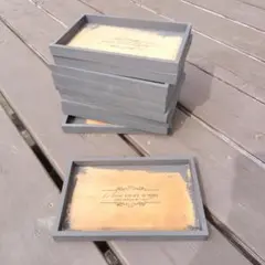 木製トレイ グレー Le bon vient temps