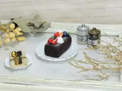 ミニチュアスイーツ♡濃厚チョコパウンドケーキ♡樹脂粘土♡ミニチュア♡ケーキ