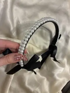 パール付きブラックリボンカチューシャ　結婚式にも