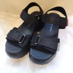 美品　ORiental TRaffic 　厚底サンダル　S　ブラックのサムネイル