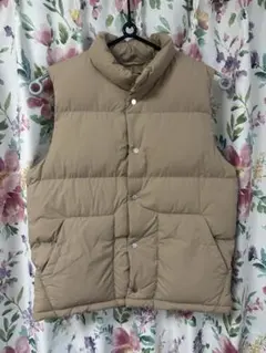 GU ジーユー ヒートパデッドベスト Lベージュ 良品