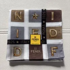 used】FENDI 大判ハンカチ ミニスカーフ - メルカリ