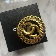 CHANEL ブローチ クローバー ココマーク - メルカリ