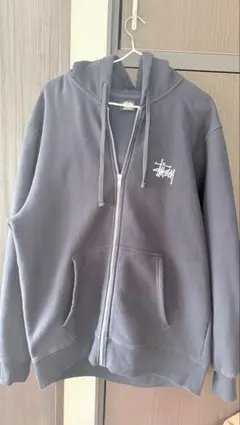 Stussy ダークグレー ジップアップパーカー