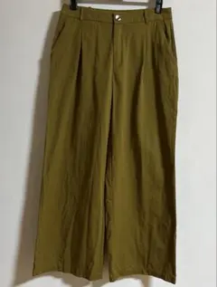 ZARA ダーツ入りカーキ色ワイドレッグパンツ　Mサイズ