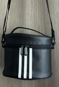 アディダス　ショルダーバッグ　 ポーチ