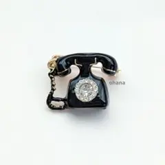 【T14】レトロ調黒電話ブローチ　アンティーク調　ヴィンテージ風 ⚠ピン長め