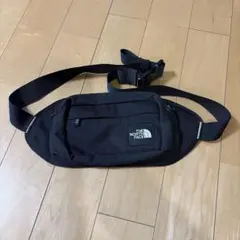 THE NORTH FACE ブラック ボディバッグ