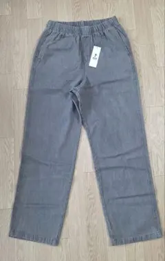新品★ストレートデニムイージーパンツ/グレー/Mサイズのサムネイル