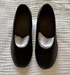 カンペール パンプス 黒 37 踵が丸くて白いのサムネイル