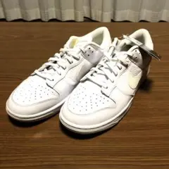 Nike ナイキ ダンク WMNS Dunk Low Yellow Heartのサムネイル