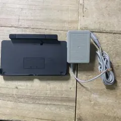 ニンテンドー3DS 充電器・充電台セット　ACアダプタ