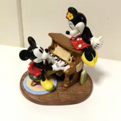 世界限定3500個 ディズニー ミッキー フィギュア 4体セット Enesco 世界限定3500個 ディズニー ミッキー フィギュア 4体セット Enesco