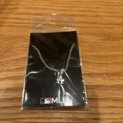 MLB/メジャーリーグベースボール チームロゴネックレス新品未使用のサムネイル