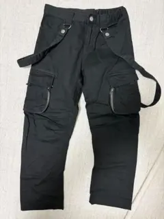 カーゴパンツ　真っ黒　130のサムネイル