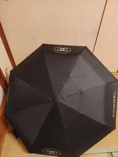 CHANEL ノベルティ 折りたたみ傘　未使用品 メルカリ