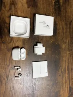 Apple AirPods4 ノイズキャンセリング搭載のサムネイル
