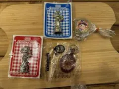 ぺこちゃんキーホルダーセット、おまけ付き！