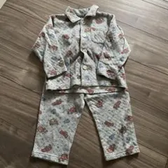 カーズ　パジャマ　100cm