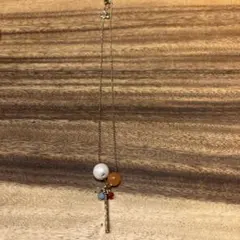 ビーズ付きチェーンネックレス