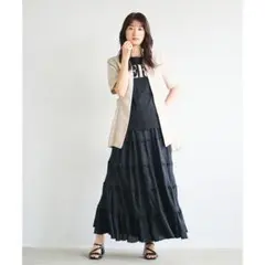 ⁠【美品】 COCO DEAL サテンバイアスティアードスカートのサムネイル