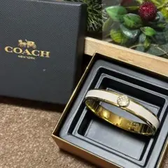 COACH コーチ バングル ブレスレット ホワイト ゴールド