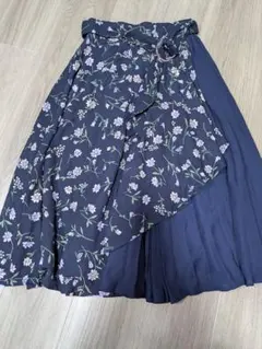 イング花柄スカート